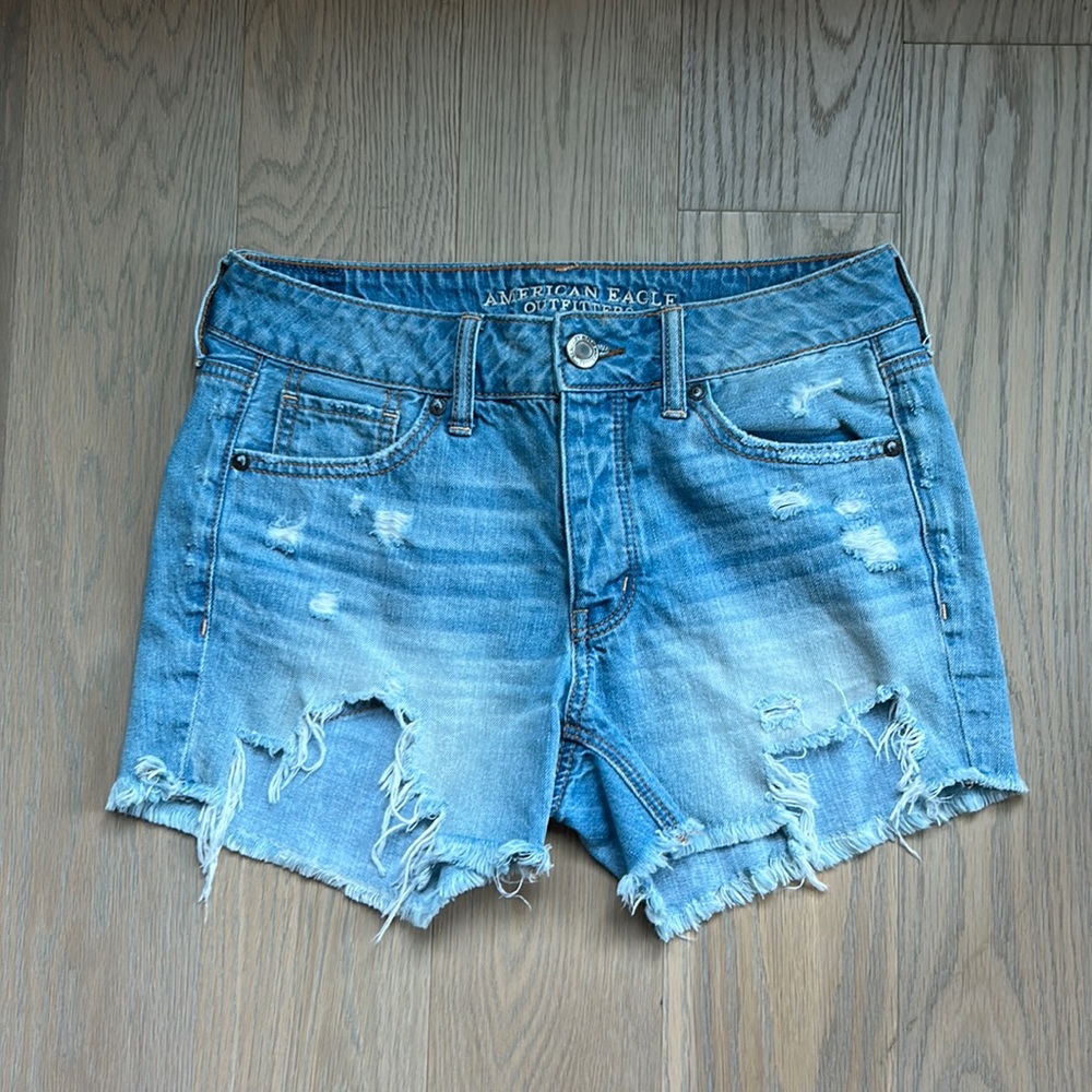 AE Tomgirl Short